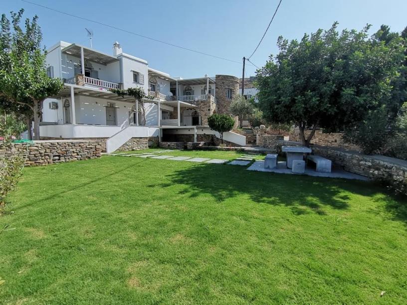 Elia Apartments Agios Romanos Exterior photo